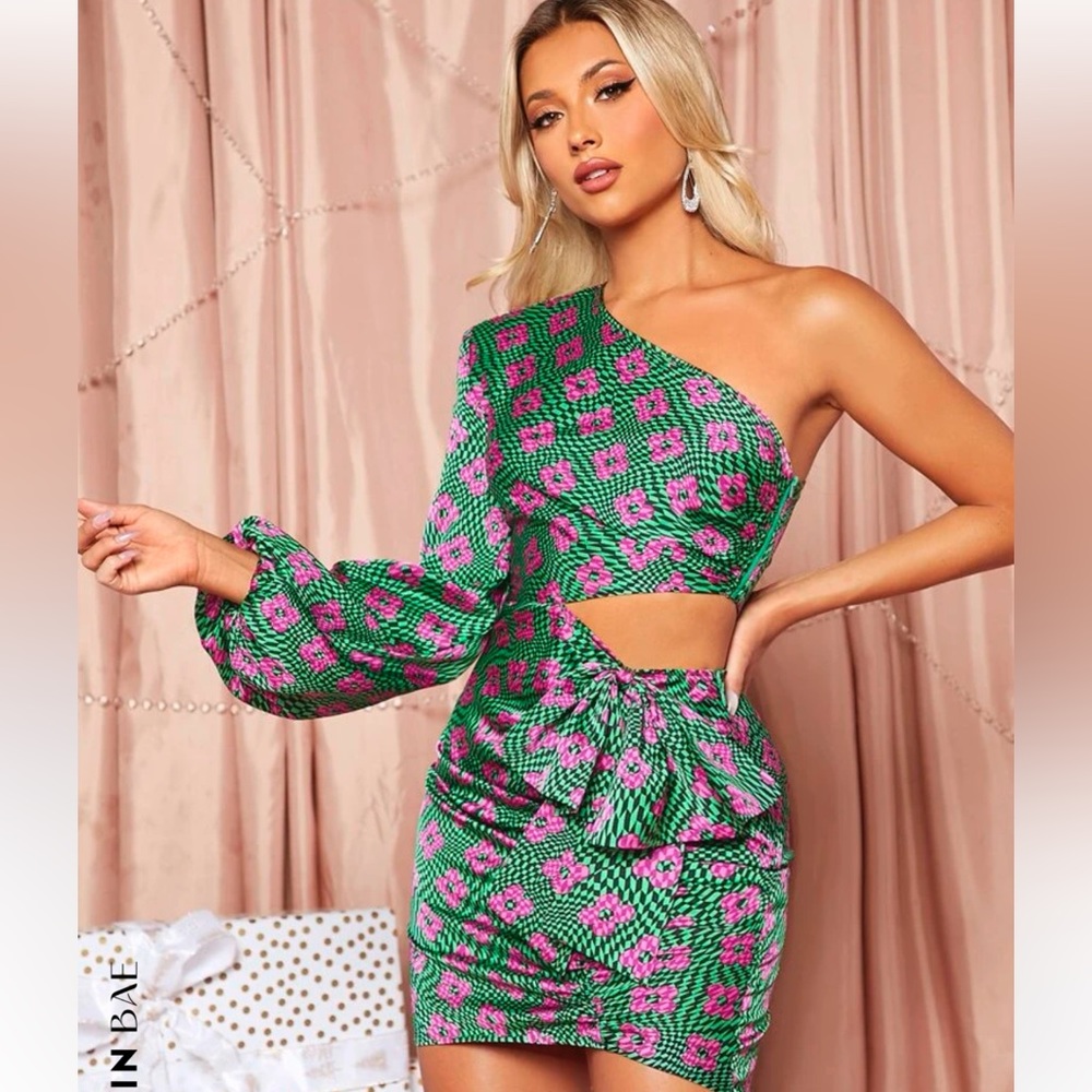 One shoulder cut out dress